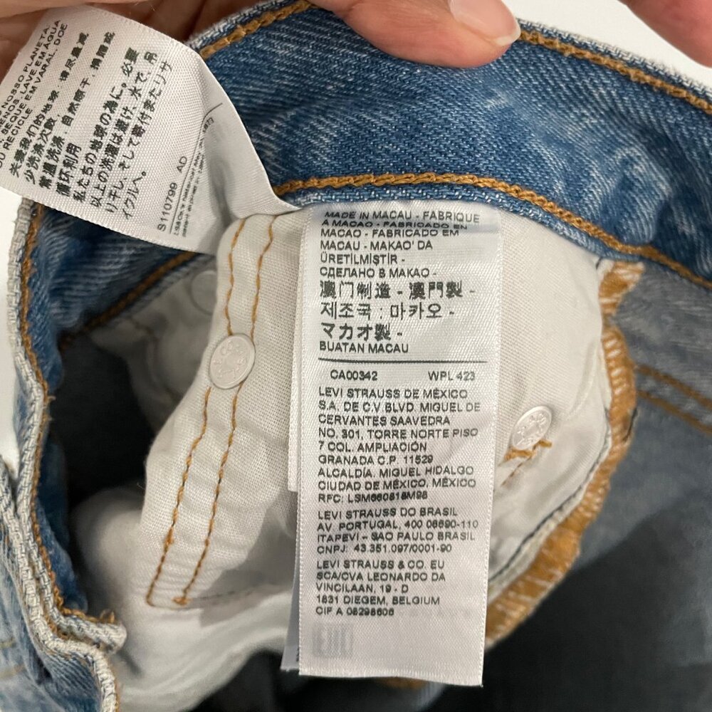 Levis Women Blue Ripped Jeans Size W24 L 30 - Picture 7 of 10